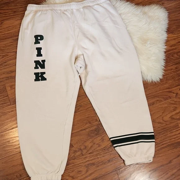 Victoria's Secret PINK Plus Sweatpants - Picture 3 of 8